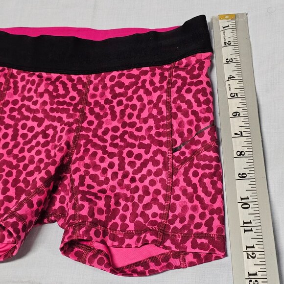 Lululemon What The Sport Short In Black/Pink Cheetah Print Size 4 - Picture 9 of 11